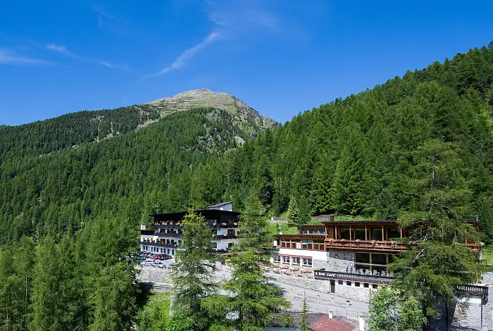 Hotel Zebru in Sulden am Ortler in Südtirol im Sommer